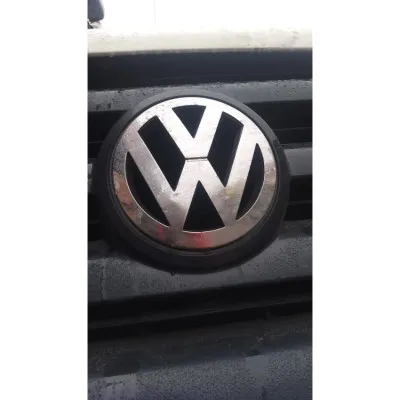 2005 model Volkswagen Crafter ön panjur arması çıkma orjinal