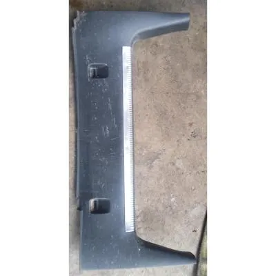  çıkma orjinal arka panel plastiği 1J5836459N Volkswagen