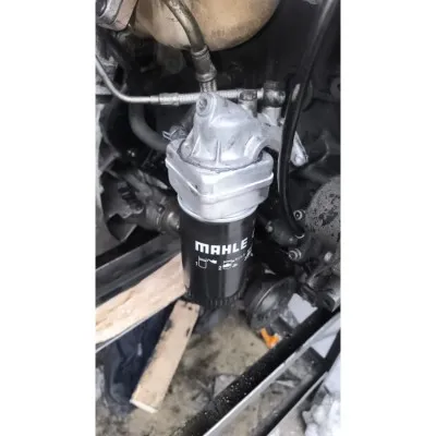 Volkswagen Transporter T4 2 5 TDI yağ sogutucu ve bağlantı braketi