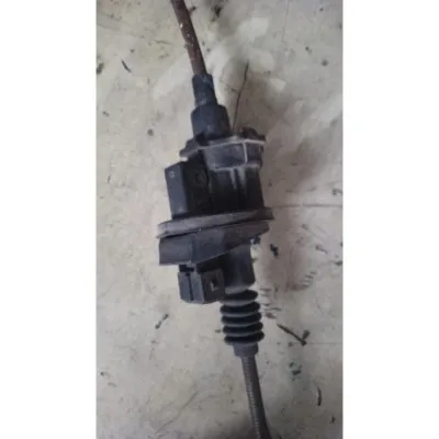 Volkswagen Passat 1.8 çıkma orjinal otomatik vitesli gaz teli