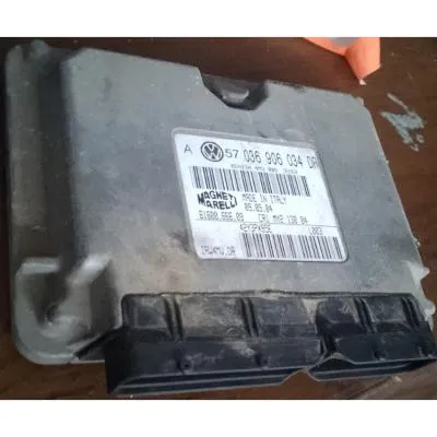 2005 model Volkswagen çıkma orjinal motor beyni 036906034DR Volkswagen