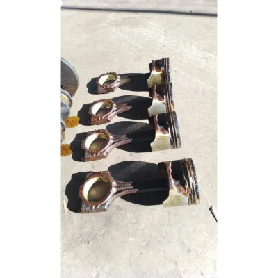 Volkswagen Polo Skoda Fabia Seat Ibiza Cordoba 1.4 16V  BBY BBZ BKY AUA AUB AHW BCA motor çıkma orjinal piston kolu 032T