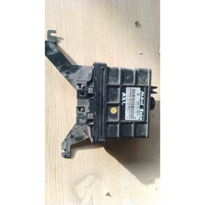 volkswagen Bora 1.6 akl motor çıkma orjinal otomatik şanzıman beyni 01M927733HJ