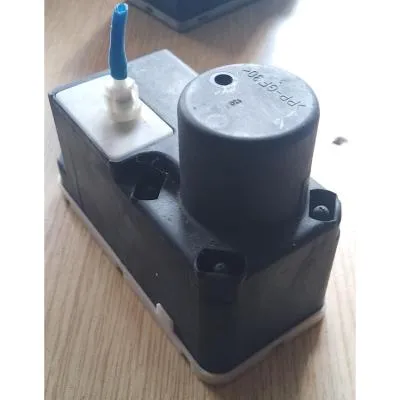 2001-2002 model  merkezi kilit motoru ve merkezi kilit pompası Çıkma orjinal 6N0962257 Volkswagen