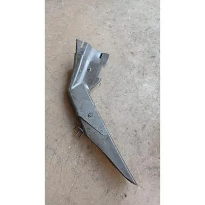  2004-2005 model çıkma orijinal depo boru plastiği Volkswagen