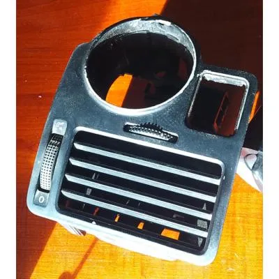 çıkma orjinal kalorifer ızgarası   1J1819703E Volkswagen