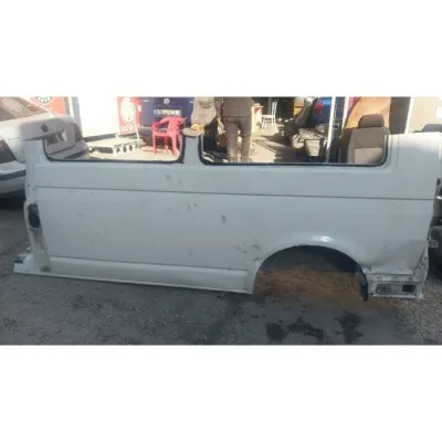 Transporter t8 sol arka çamurluk beyaz renk sol yan duvar araç kesmesi