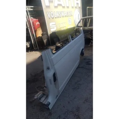 Transporter t7 çıkma sol arka çamurluk sol yan duvar beyaz renk uzun şase