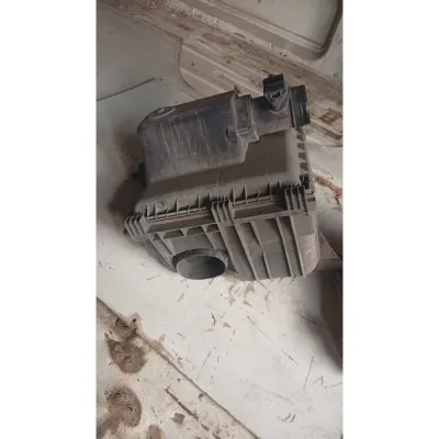 Volkswagen volt LT 35 LT 46 hava filtre kutusu çıkma orijinal