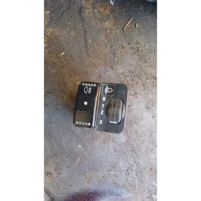 Volkswagen volt LT 35 çıkma orjinal far açma kapama düğmesi 2D0 959 561 G