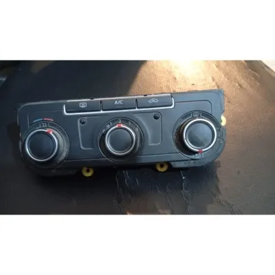 2017-2018 model Volkswagen Transporter T7 7E0907047AJ numaralı çıkma klima ve kalorifer kontrol paneli