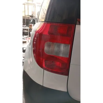 2011 Skoda yeti çıkma orijinal sol stop