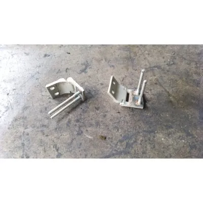 Volkswagen Transporter T5 arka bagaj menteşesi çıkma orjinal