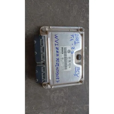 Volkswagen Transporter T4 2 5 2001 model çıkma orijinal motor beyni 074906018AL