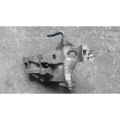 028903143AB 1.9 TDI klimalı tip şarj dinamo bağlantı gergili kulak braketi Volkswagen