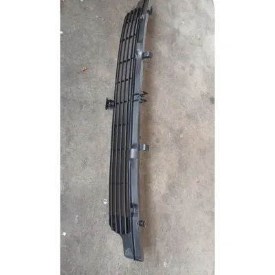 Volkswagen T4 Caravelle Tayvan malı alt panjur