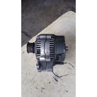 2000 model Volkswagen Caddy 1.9 tdı şarj dinamosu çıkma orjinal