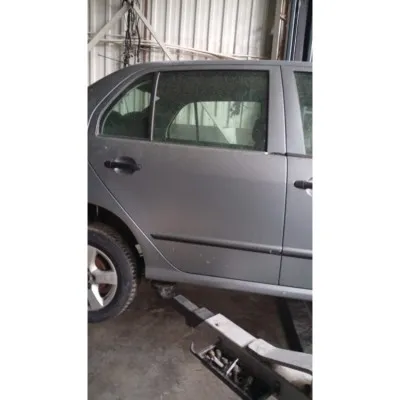 2004 Skoda Fabia sağ arka kapı çıkma orijinal