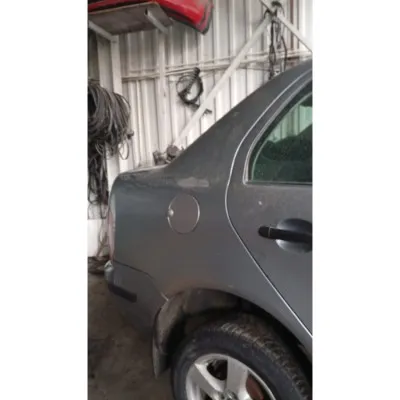 2004 model Skoda Fabia çıkma orijinal sağ arka çamurluk
