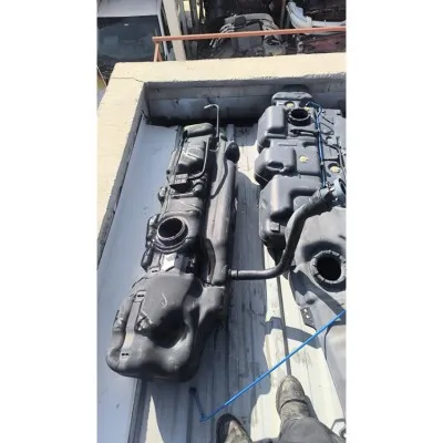 Volkswagen crafter 2 5 TDi mazot deposu A906 471 12 01