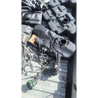 Volkswagen Polo hb benzin deposu