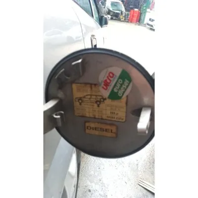 Opel Astra G Station Wagon 1.7 xdtl dizel Gümüş 2000 Model Gri Çıkma Orjinal depo kapağı