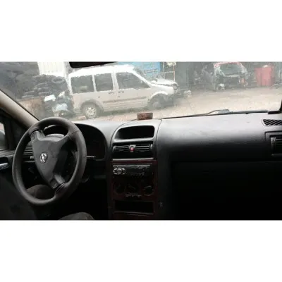 Opel Astra G Station Wagon 1.7 xdtl dizel Gümüş 2000 Model Gri Çıkma Orjinal Yedek Parçaları komple göğüs