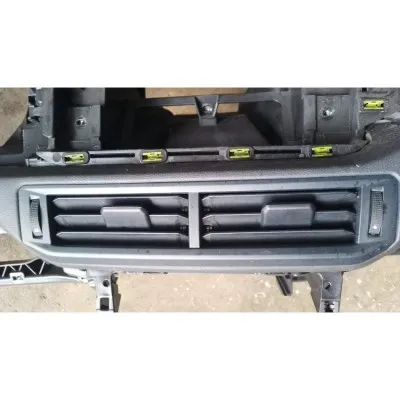 2017-2019 model Volkswagen Polo kalorifer Orta üfleme ızgarası çıkma orjinal