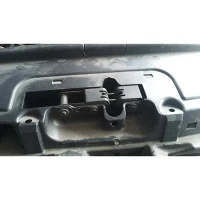 2007 model Volkswagen Caddy ön motor kaput alt kilidi çıkma orjinal