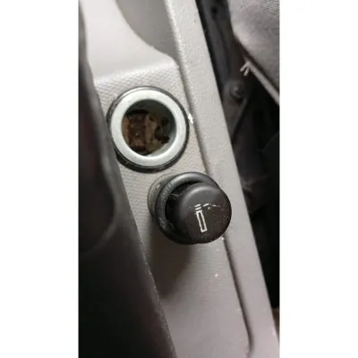 2014 Toledo çıkma orijinal çakmak ve çakmaklık yuvası