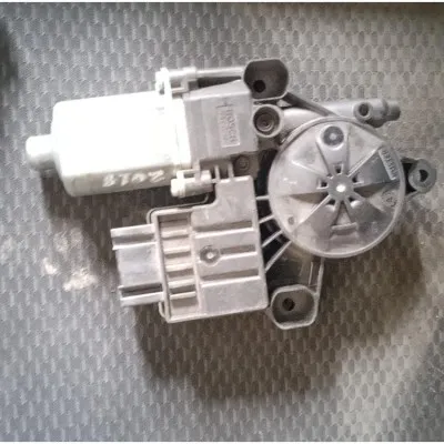 2000-08 MODEL VW POLO ORJİNAL ÇIKMA SAĞ ÖN CAM MOTORU 2Q1959881