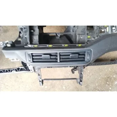 2017-2019 model Volkswagen Polo kalorifer Orta üfleme ızgarası çıkma orjinal