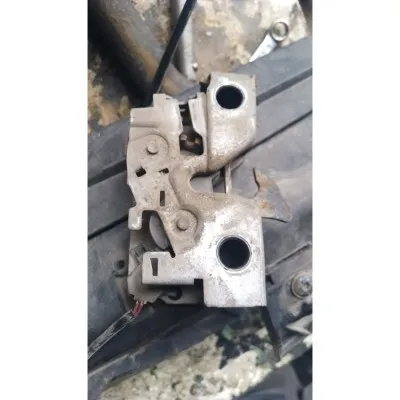 2014 model seat Toledo ön kaput alt kilidi çıkma orjinal