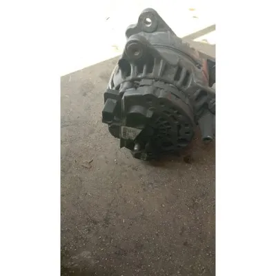 Volkswagen Transporter T5 1.9 şarj dinamosu