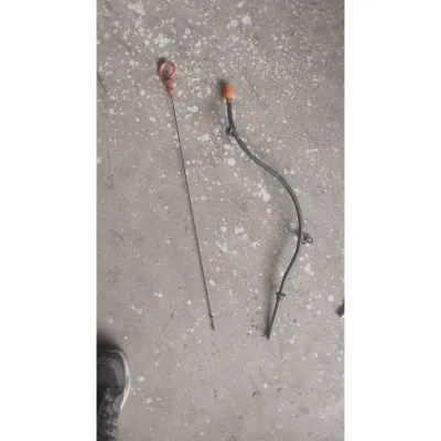 Transporter T5 1.9 axb 105'lik yağ çubuğu ve yağ olçme çubuğu yağ çubuğu  borusu çıkma orijinal