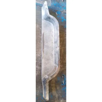 Volkswagen Transporter T4 sağ arka basamak plastiği çıkma orjinal