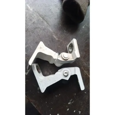 2014 Seat Toledo sol arka kapı alt üst menteşesi çıkma orjinal