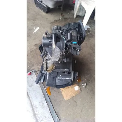 2014, model Seat Toledo ve Skoda rapid ve Fabia çıkma orjinal kalorifer kutusu 6Q1820308S