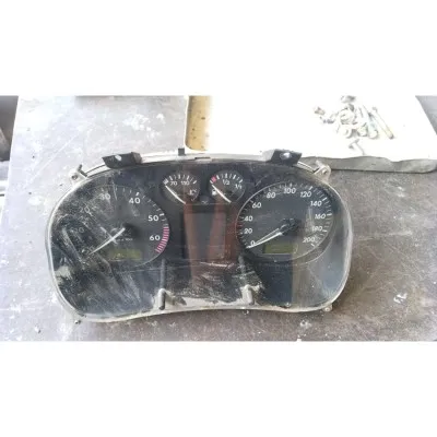 98 model Volkswagen Polo hatchback kilometre saati çıkma orjinal