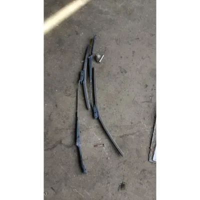 Polo hatchback 98 model ön sağ sol silecek kolu çıkma orijinal