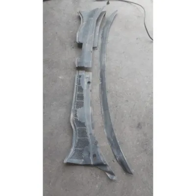 Volkswagen Polo hatchback 97 01 ön cam önü cam ızgara elek takımı çıkma orijinal