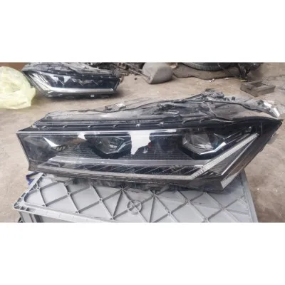 3p1.941.015.b Skoda superb 2023 2026 sol taraf kristal led Xenon far çıkma orijinal