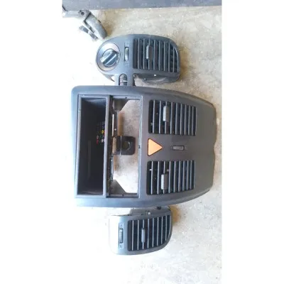 2001 model Volkswagen Polo classıc üfleme ızgara seti çıkma orjinal