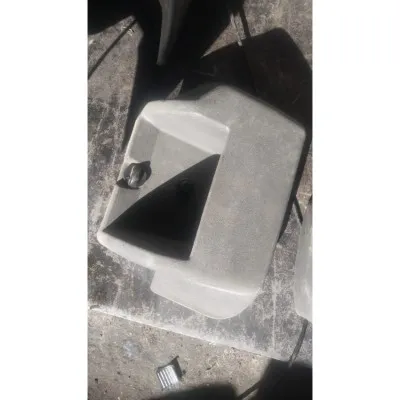 Transporter T4 göğüs altı ceplik sigorta kapağı