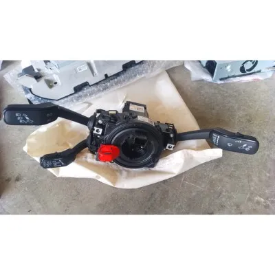 Skoda SuperB airbag sargısı çıkma orjinal 5Q1953569J