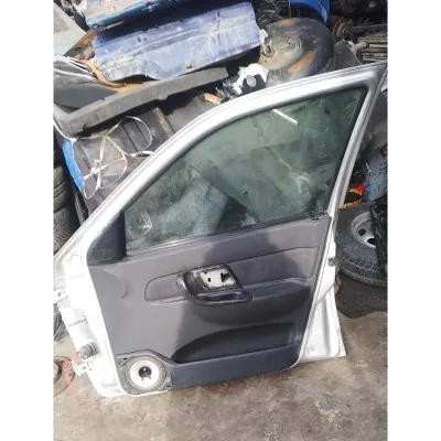 97-01 model Volkswagen Polo classıc çıkma orjinal sağ ön kapı