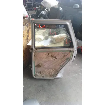 97-01 model Volkswagen Polo classıc sağ arka kapı çıkma orjinal