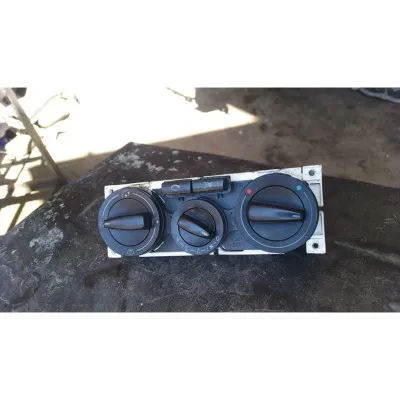 2001 model Volkswagen Polo hatchback klima kontrol paneli çıkma orjinal 1J0820045F