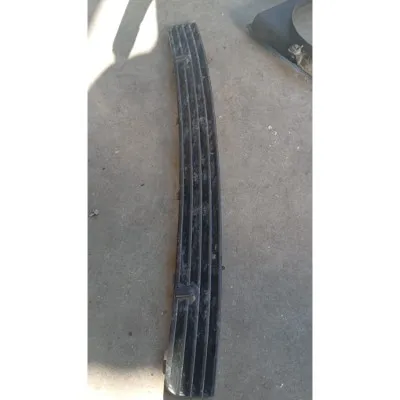 Volkswagen Transporter T4 kaput üst braketi plastiği çıkma orijinal