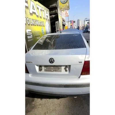 Volkswagen Bora 1998-2 000 bagaj kapağı